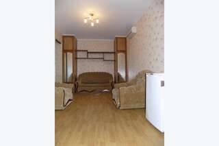 Гостиница Guest House Albatros Геленджик Люкс на первом этаже-1