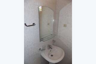 Гостиница Guest House Albatros Геленджик Люкс на первом этаже-7